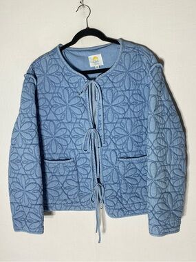 C&C California Light Blue Chambray Denim Quilted Tie Front Jacket M Cottagecore